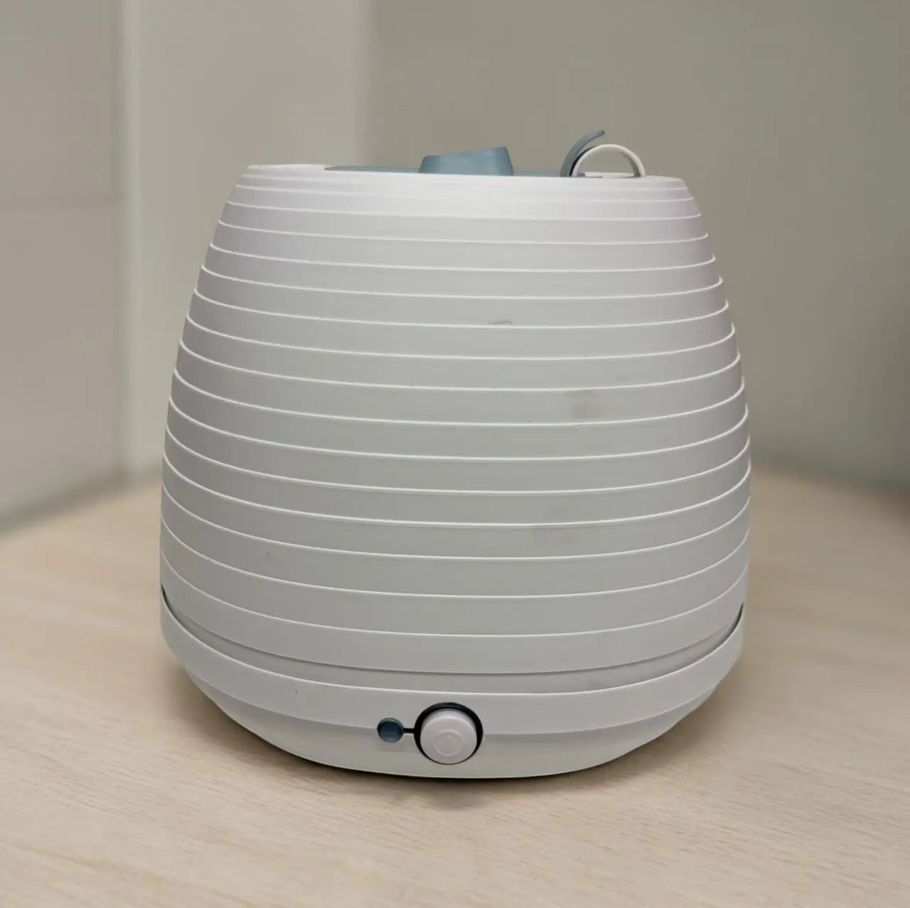 Humidifier Restuara Warm Mist UM750