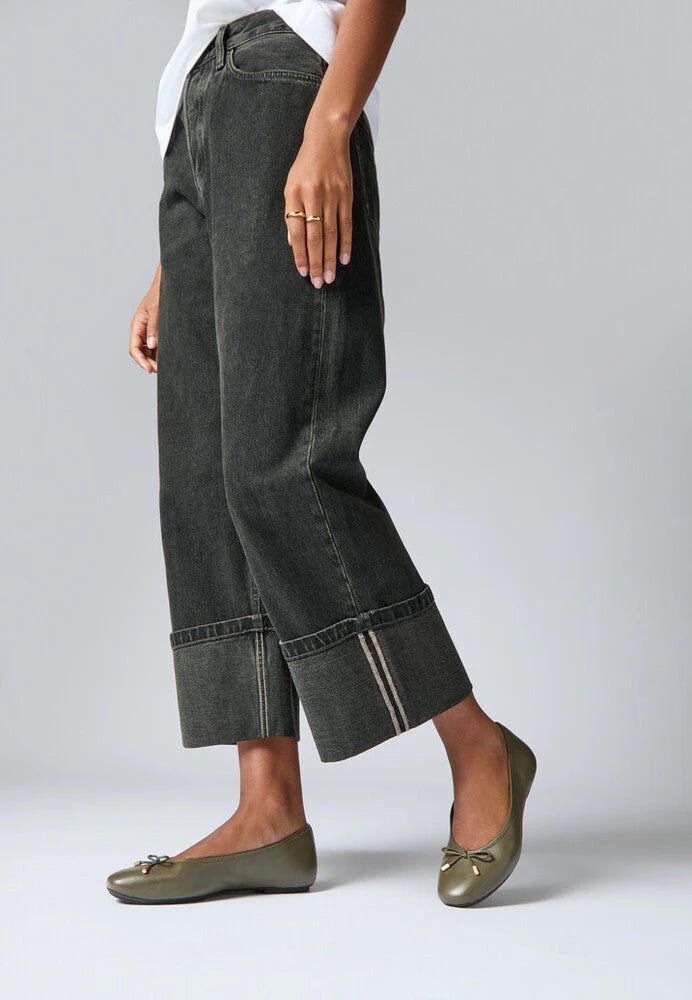 Delicato Bow Ballet Flats Olive - Shopping4Africa