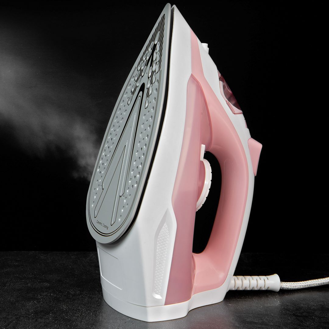 Russell Hobbs Crease Pro Iron RHI227 - Shopping4Africa