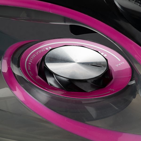 Russell Hobbs Primax Plus 2600W Iron RHI826 - Shopping4Africa