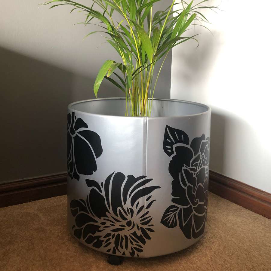 Silver & Black Peonies - Plant Holder