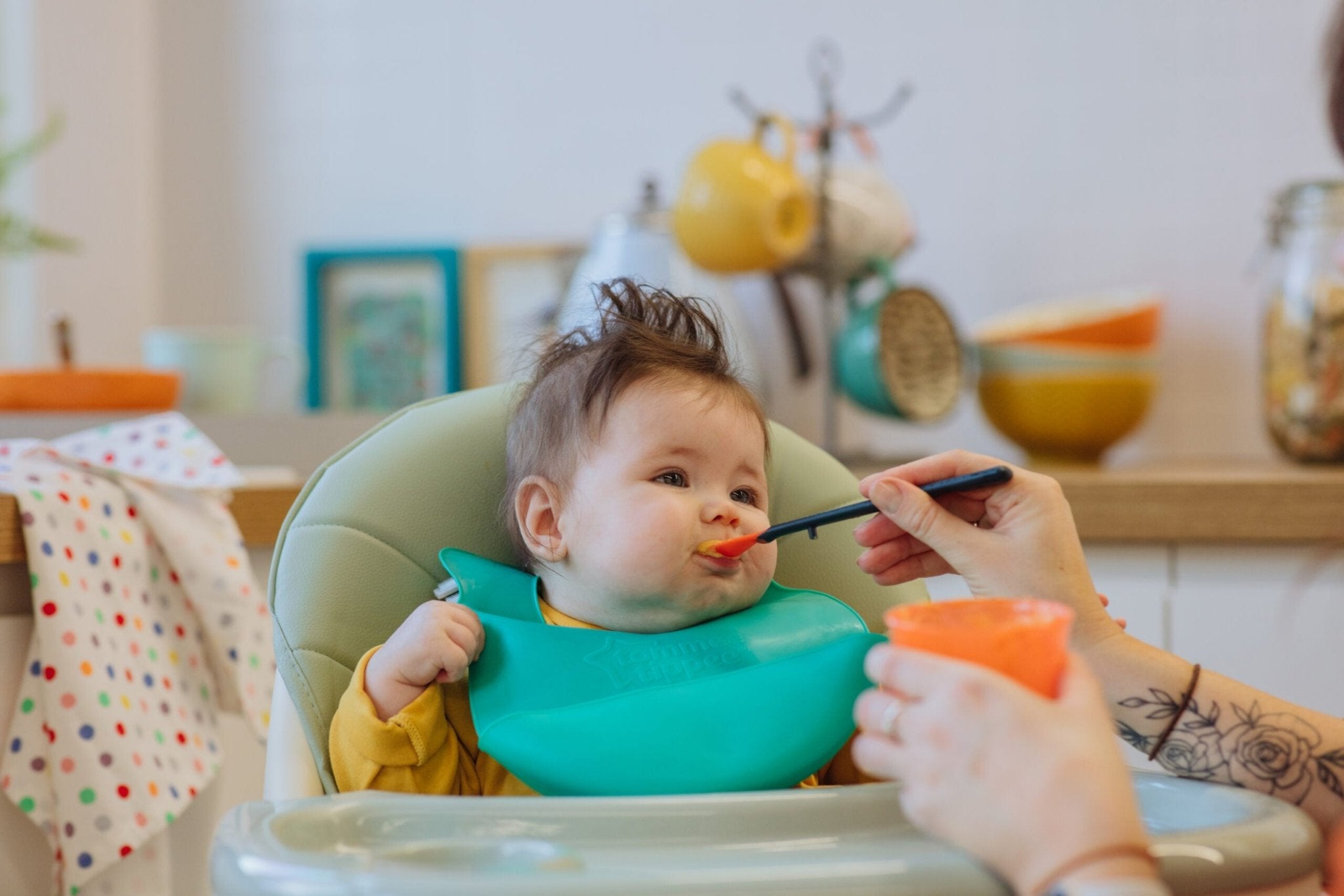 Tommee Tippee Catch All Bib 6M+ - Shopping4Africa