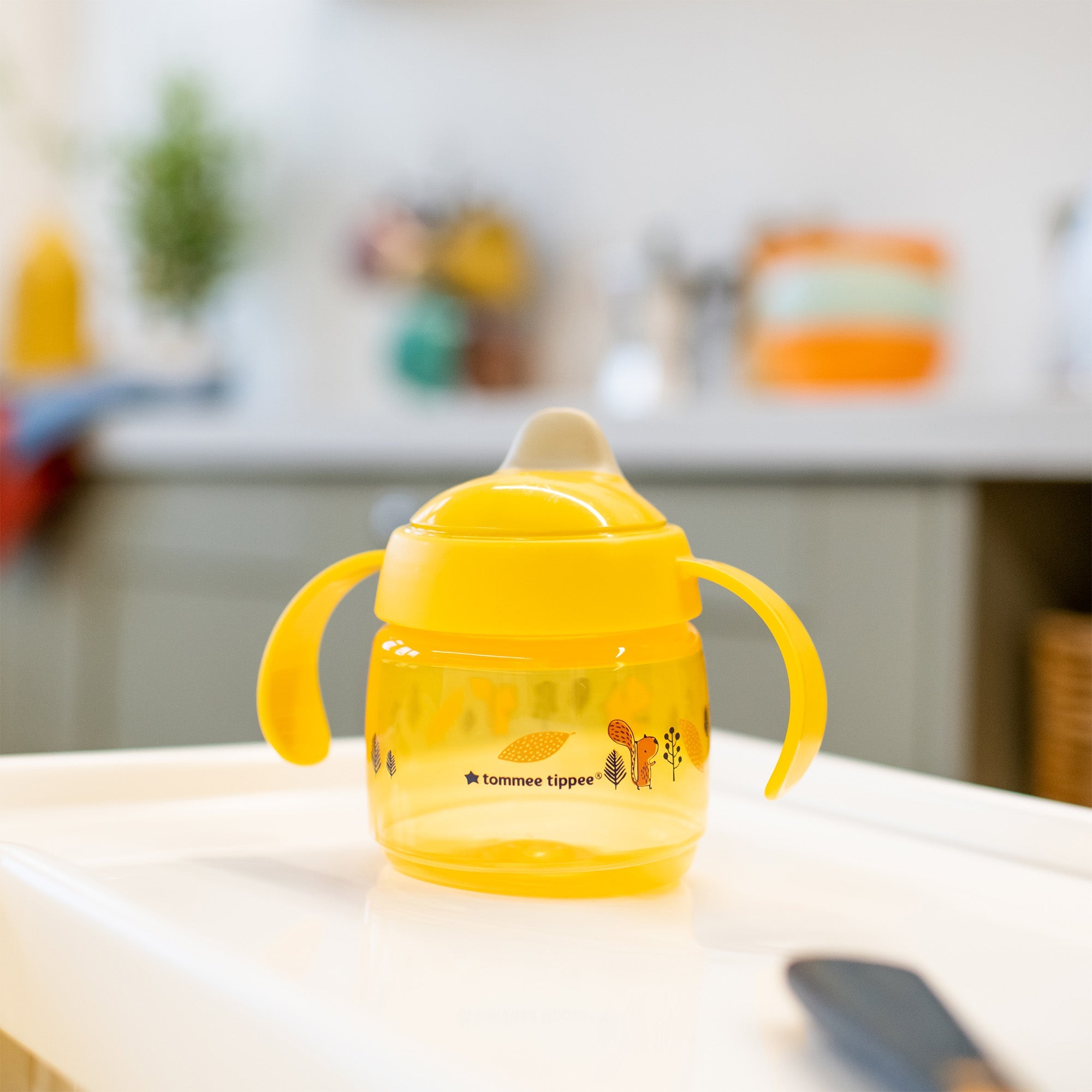 Tommee Tippee Weaning Sippee Cup - Yellow 4M+ - Shopping4Africa